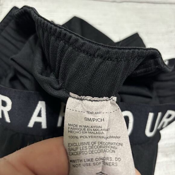 Lot Of 2 Under Armour UA Play Up 3.0 Twist Womens Size Small Running Shorts - Picture 8 of 16